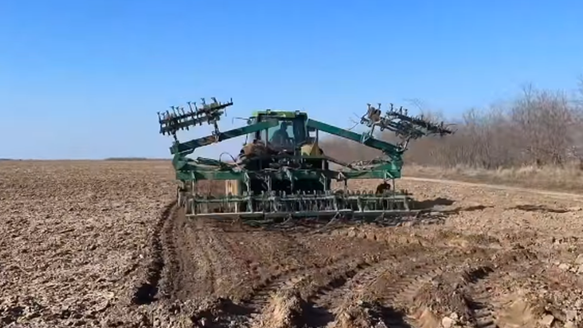 Loans to farmers for 2022 sowing campaign in war conditions reach UAH 1.79 bln