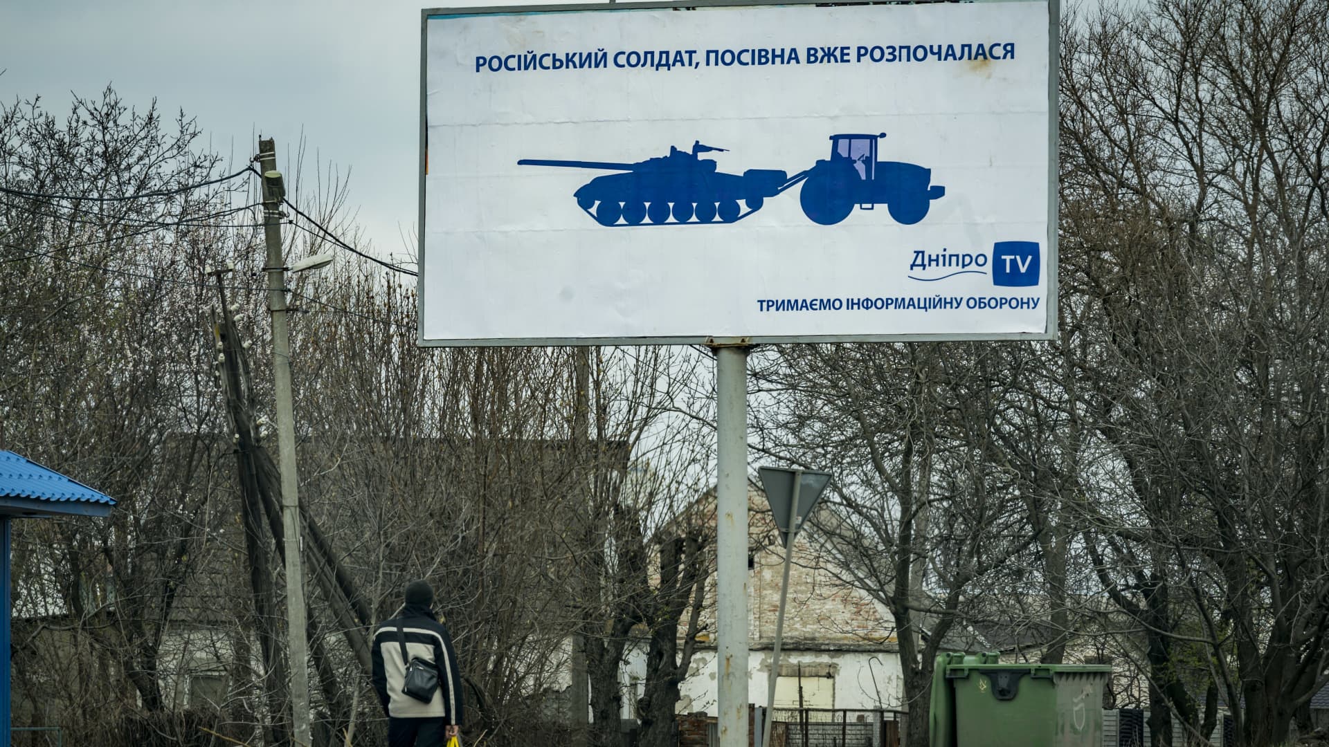 Moscow claims its forces have taken most of Mariupol; Russian navy boss meets with Moskva sailors